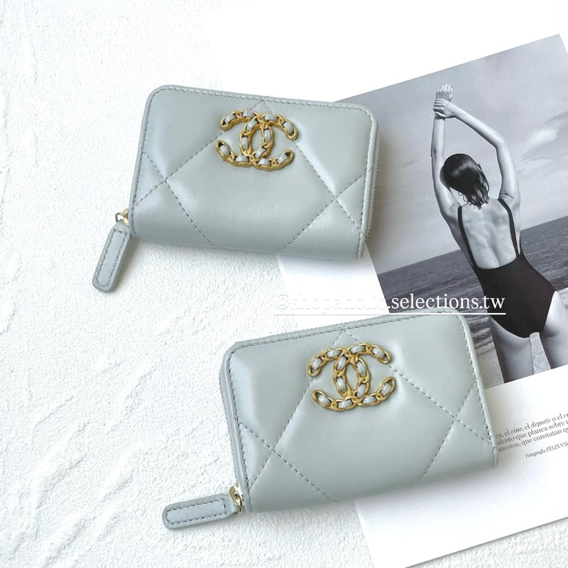 Chanel 19款淺灰色拉鍊零錢包羊皮金釦AP0949-4