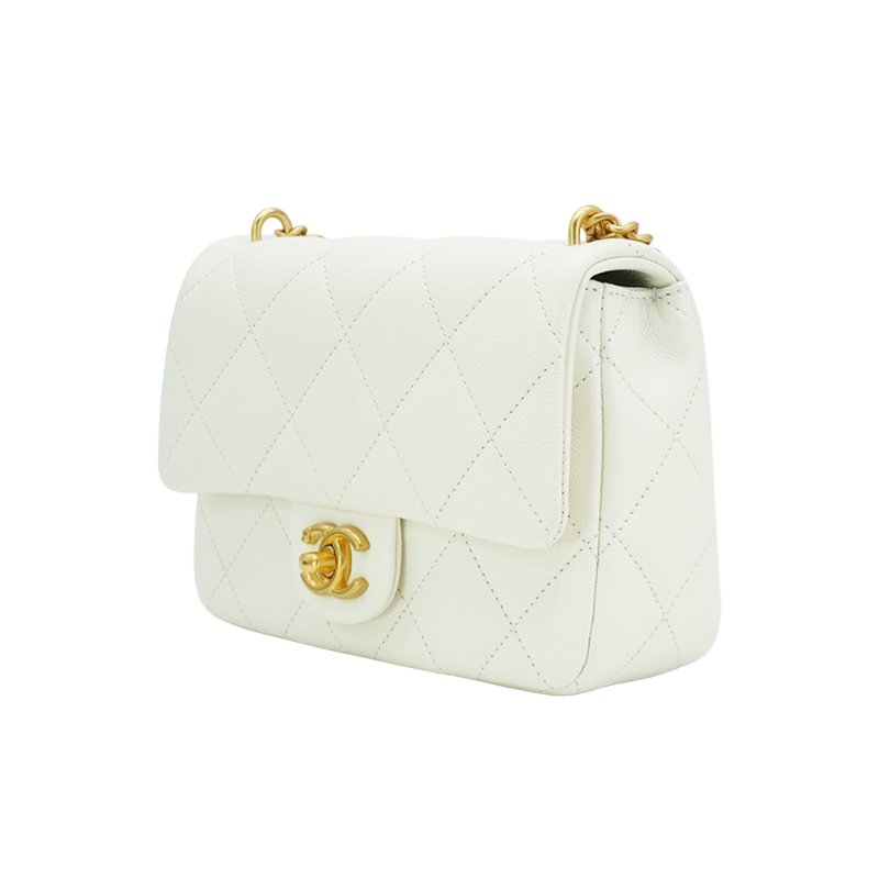 Chanel 展示品 霧金雙C粒紋牛皮心型金球方胖斜背包(AS3829-白)-1