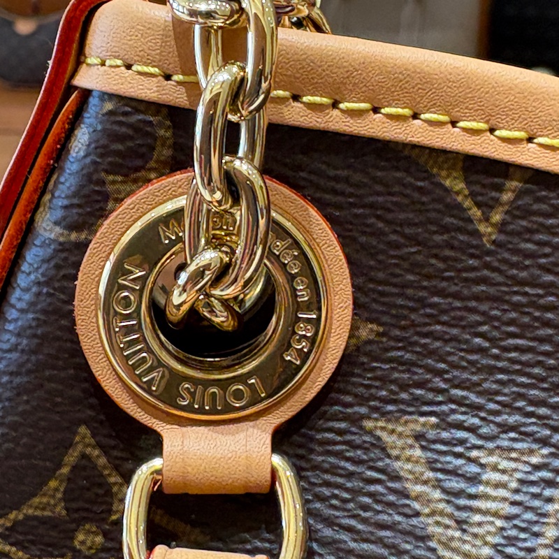 【實力派百搭日常包】Louis Vuitton CarryAll BB 老花肩背包|經典 Monogram|附行李吊牌與金鍊|輕盈大容量-6