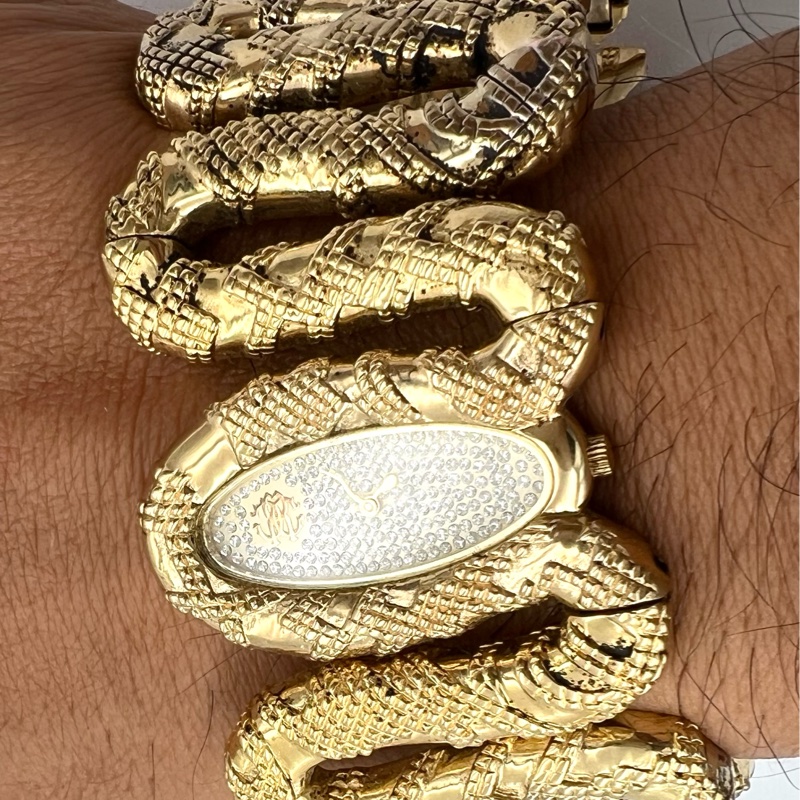 robertcavalli 金色蟒蛇造型手環錶。-7