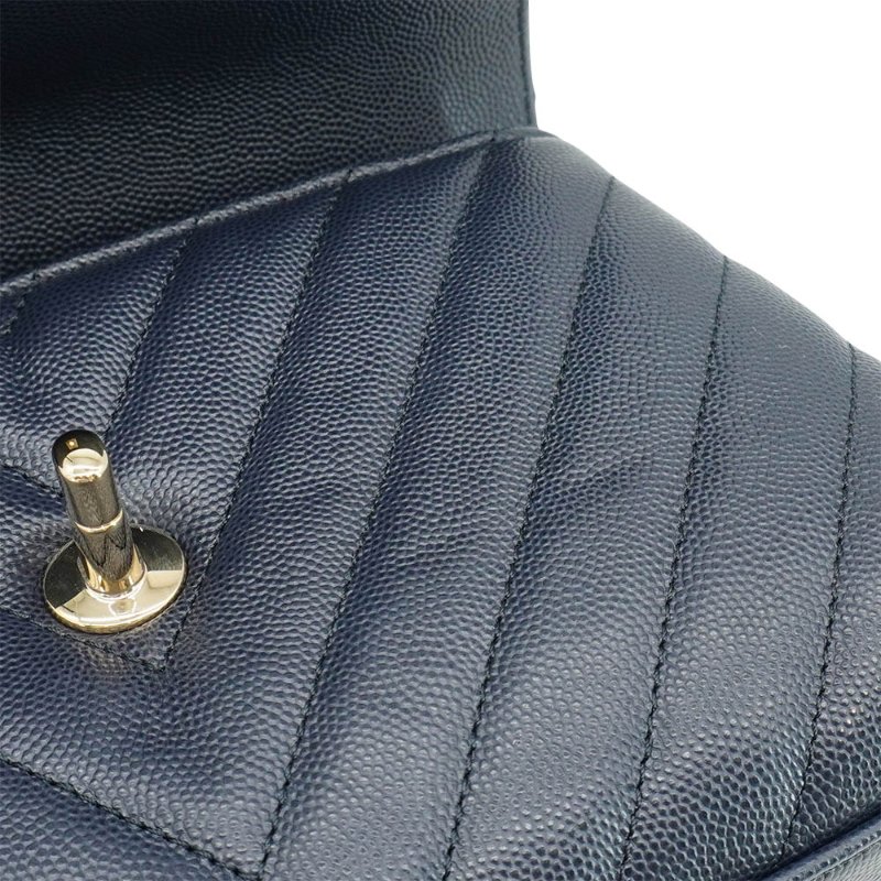 Chanel 展示品 Handle 24 菱格粒紋牛皮淡金釦手提斜背包(A92990-深藍)-6