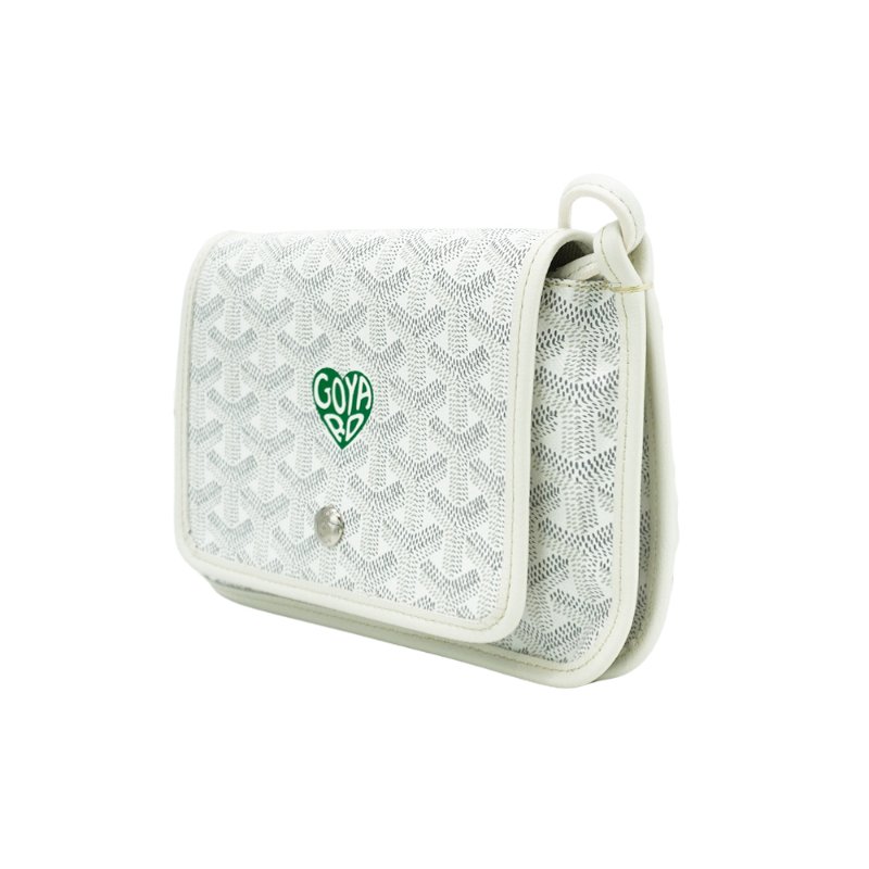 Goyard 展示品 Plumet 愛心印花翻蓋帆布扁斜背包(白)-1