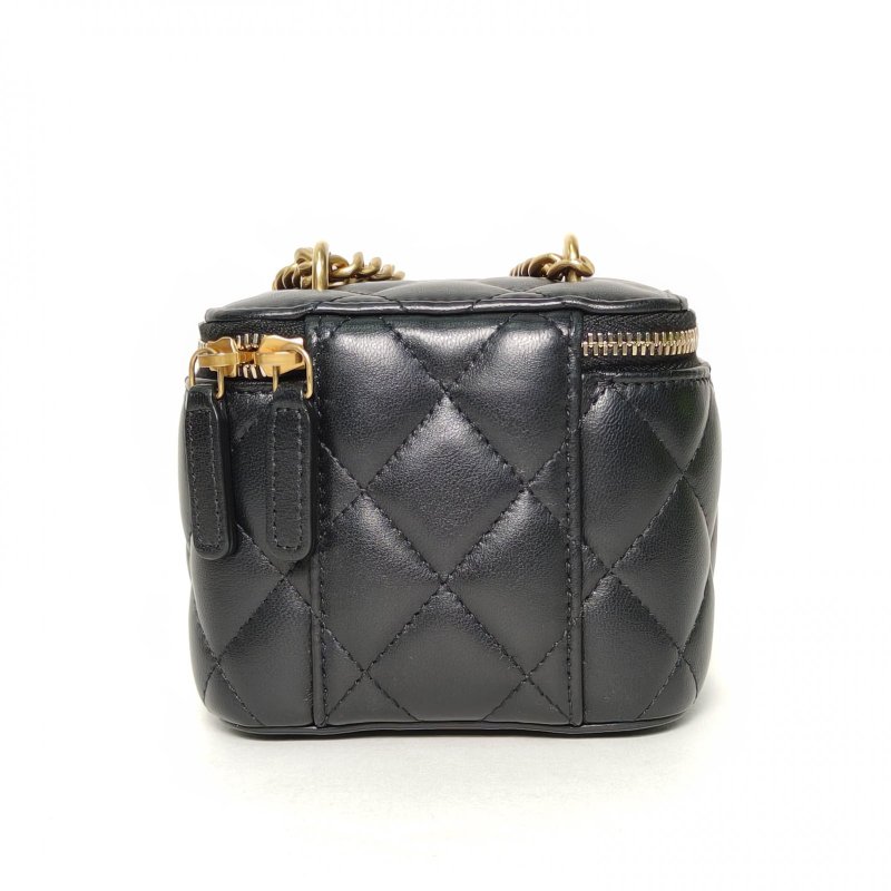 CHANEL 23S方盒子化妝包帶鏡子10黑色羊皮鐳射標金扣山茶花調節扣肩帶肩背包-2