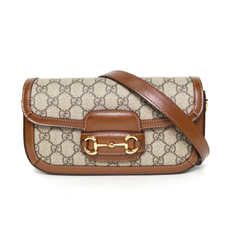 GUCCI Horsebit馬銜扣1955橫版法棍包23老花PVC金扣肩背包-0