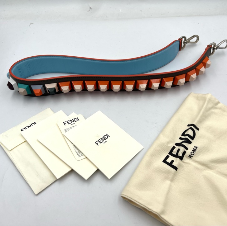 Fendi. 五彩繽紛 豪華包包替身背帶。-25