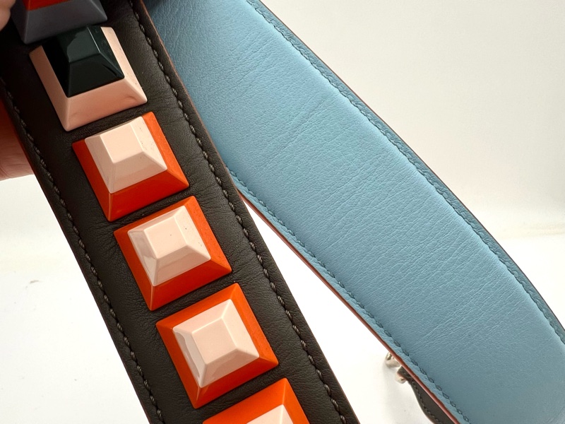 Fendi. 五彩繽紛 豪華包包替身背帶。-4