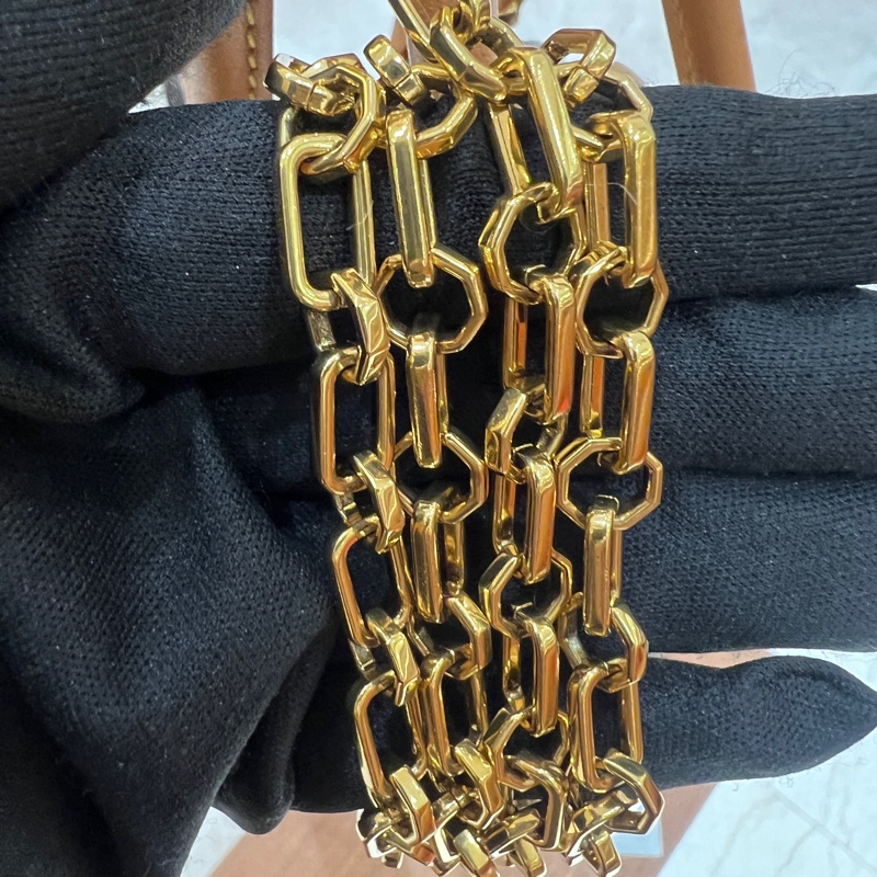 【LV 經典老花 × 限量藝術品】Louis Vuitton Monogram Egg Bag 恐龍蛋手提包｜立體雕塑感設計｜限量稀有收藏款-18