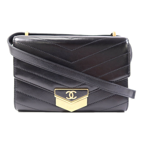 CHANEL 牛皮皮革Chevron Medal Flap Bag金扣鏈帶肩背袋