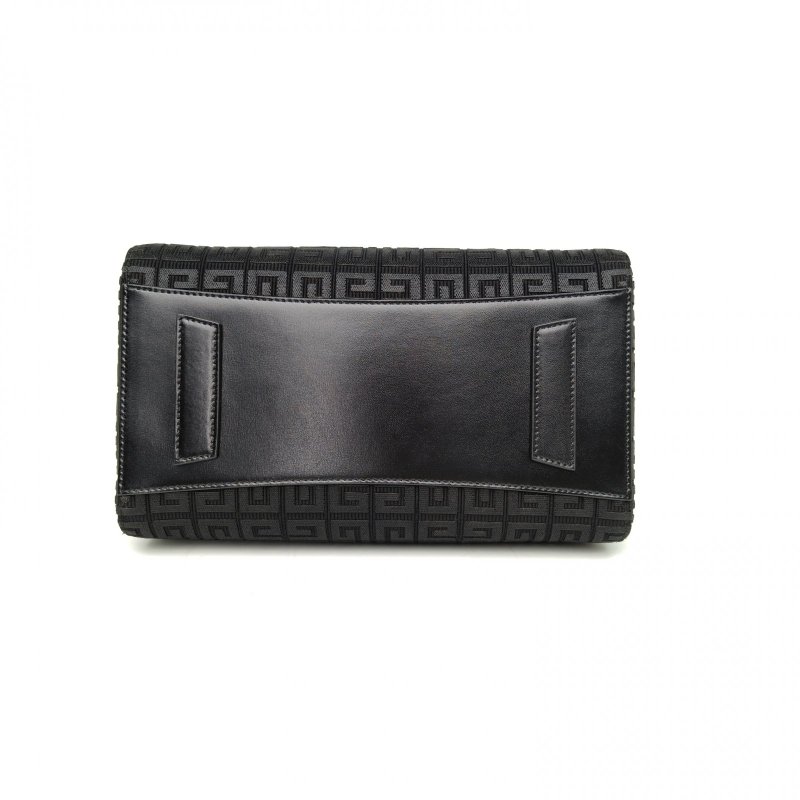 GIVENCHY ANTIGONA鑽石包小號29黑色針織金扣刺繡滿印肩背包-4