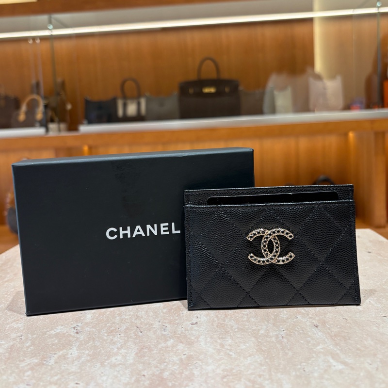 【滿鑽雙C極奢閃耀】CHANEL Classic Card Holder 香奈兒 雙C滿鑽編織LOGO 菱格卡夾／名片夾-0