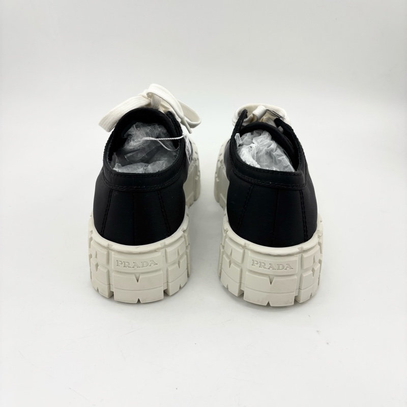 99新/Prada普拉達/36.5碼/黑色三角標厚底餅乾鞋/p0293-2