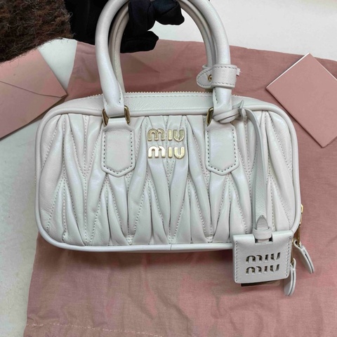 MiuMiu Arcadie matelassé mini