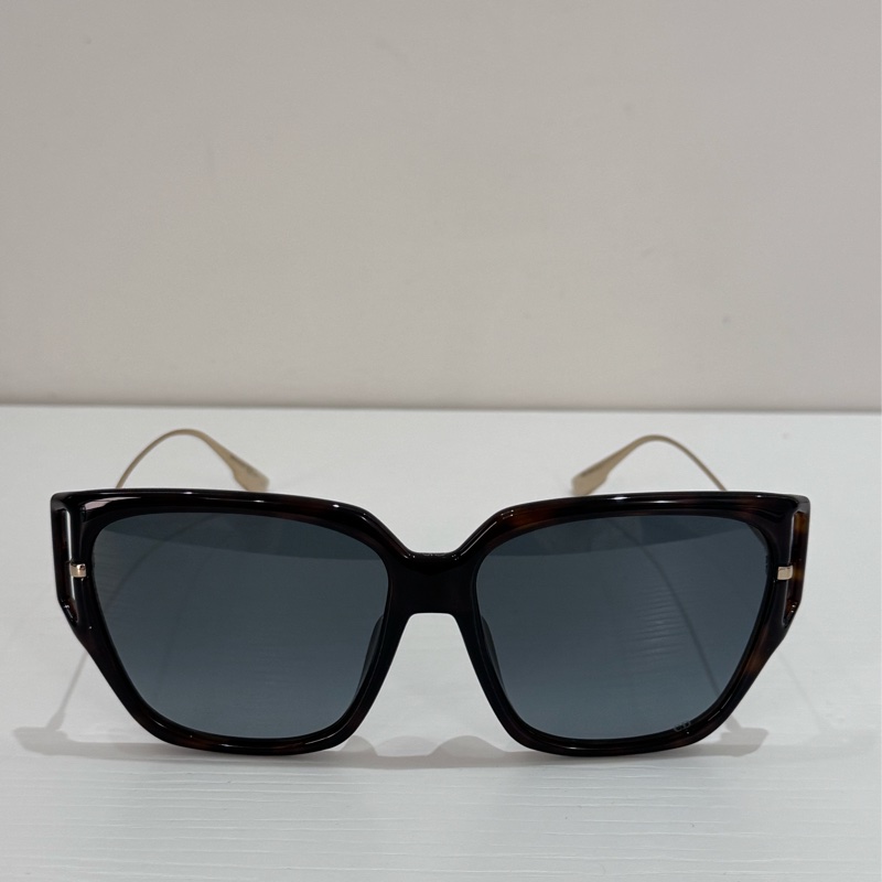 Dior墨鏡 近新 櫃上購入-0