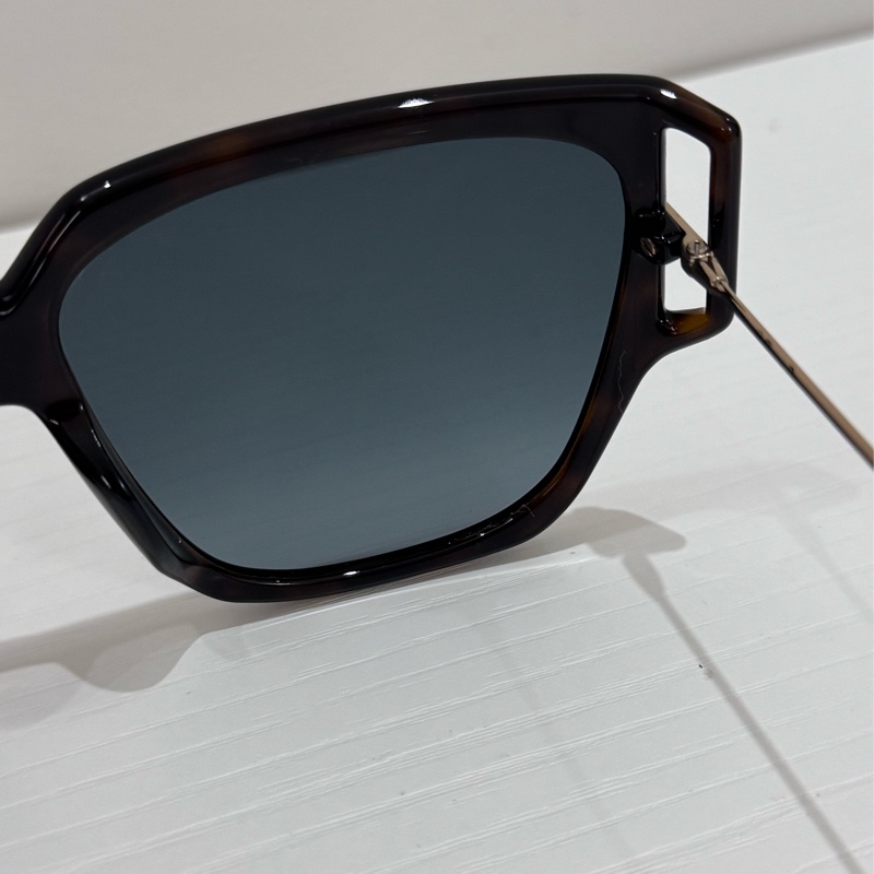 Dior墨鏡 近新 櫃上購入-16