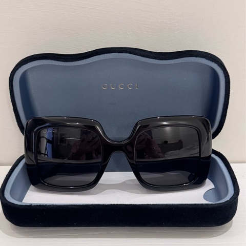 Gucci 方框墨鏡