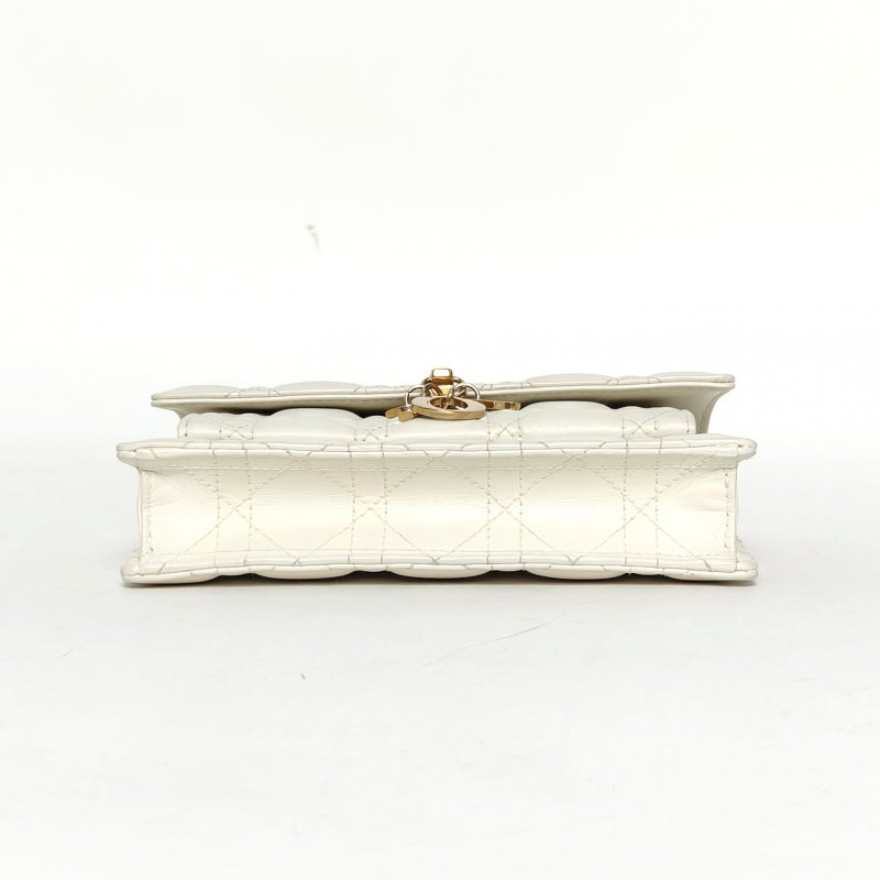 DIOR MyDior珍珠鏈條包woc/19.5白色羊皮金扣2022肩背包-4