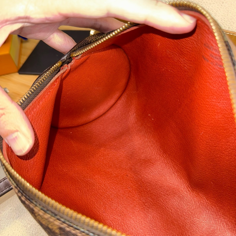Louis Vuitton棋盤格Damier papillon 26cm手提包🤎超經典-21
