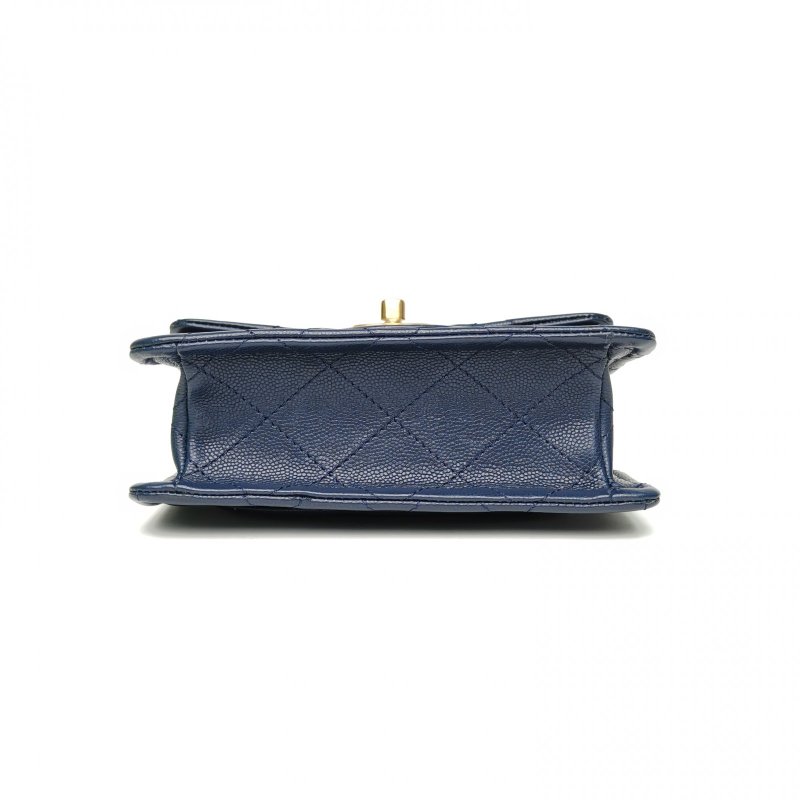 CHANEL 豆腐包小號墨藍色荔枝牛皮31開金扣肩背包-4