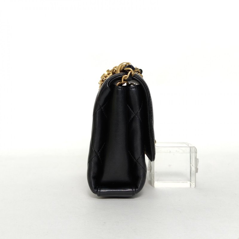 CHANEL 22S口蓋包方胖子18黑色羊皮晶片開金扣水鑽LOGO多鏈條肩背包-1
