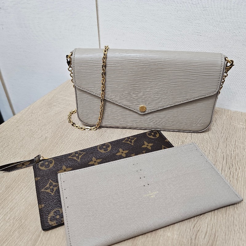 [奶茶色水波紋好物甜價☺️] LV奶茶色Epi皮革三合一斜背鏈包-17