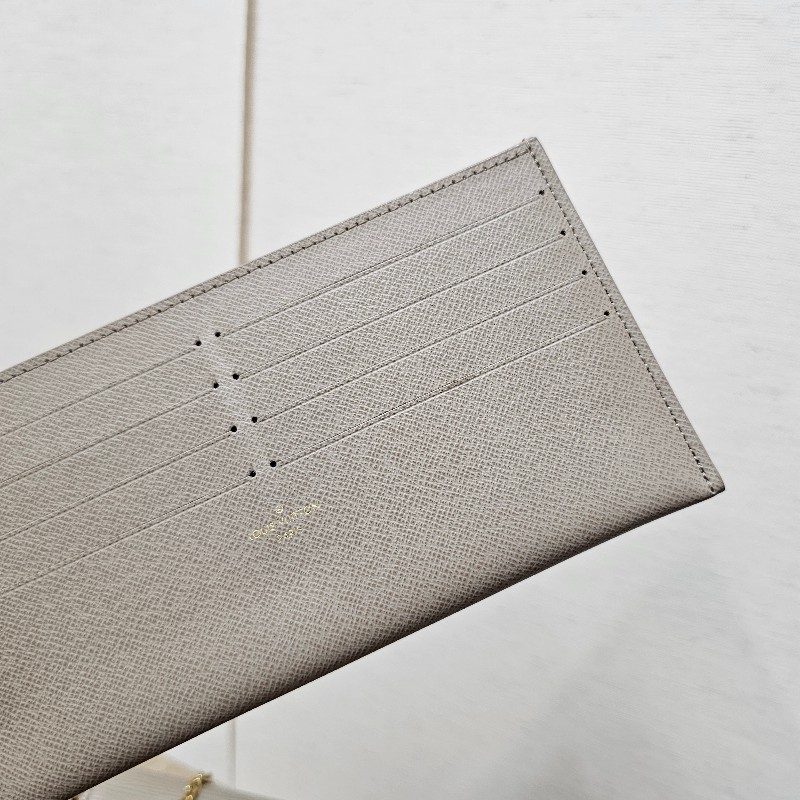 [奶茶色水波紋好物甜價☺️] LV奶茶色Epi皮革三合一斜背鏈包-18