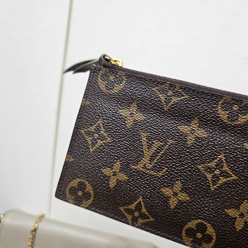 [奶茶色水波紋好物甜價☺️] LV奶茶色Epi皮革三合一斜背鏈包-23