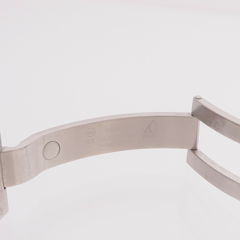 OMEGA Speedmaster Date / Day‑Date 323.30.40.40-8