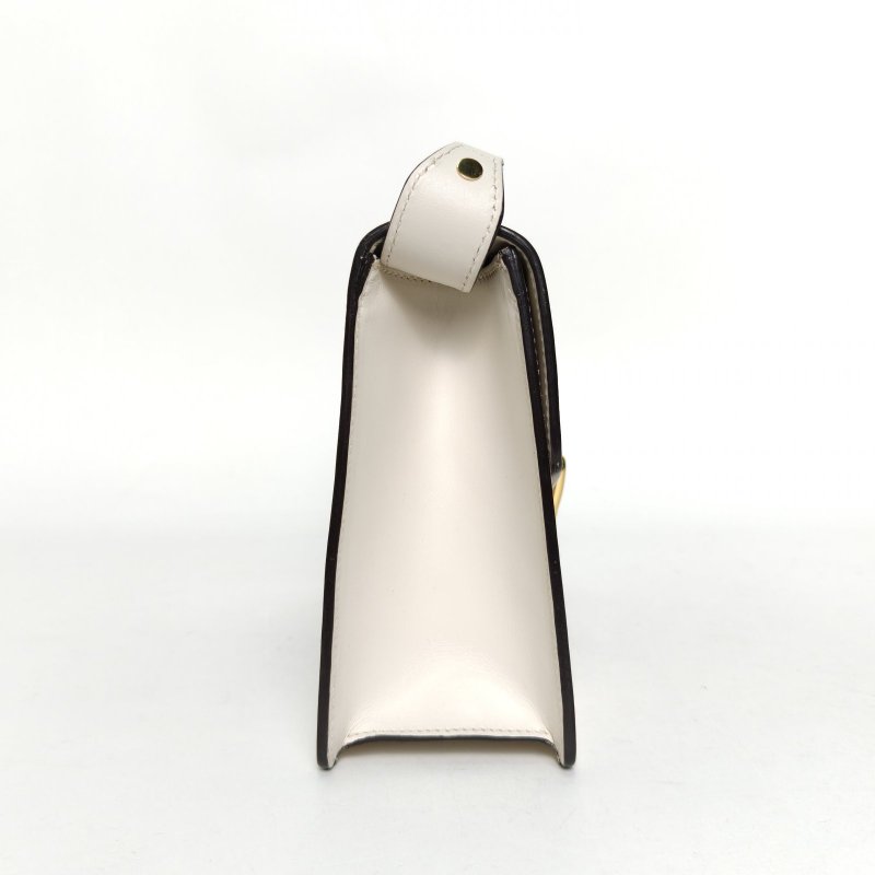 GUCCI Sylvie塞爾維亞絲帶包小號25.5白色牛皮金扣肩背包-1