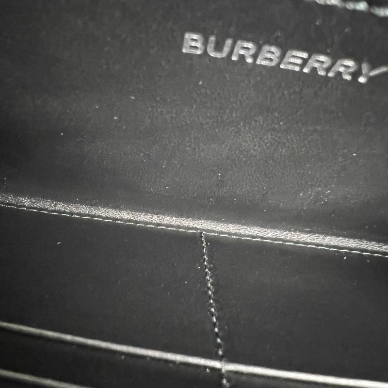BURBERRY 黑壓紋ㄇ拉長夾-7