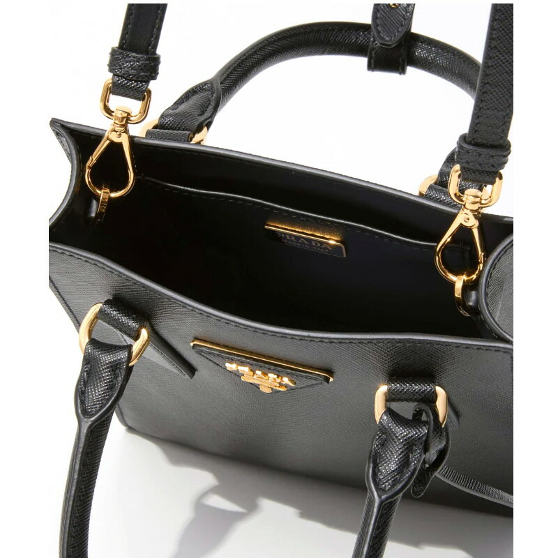 PRADA 印有流行三角形標誌的 Saffiano 手提包-8