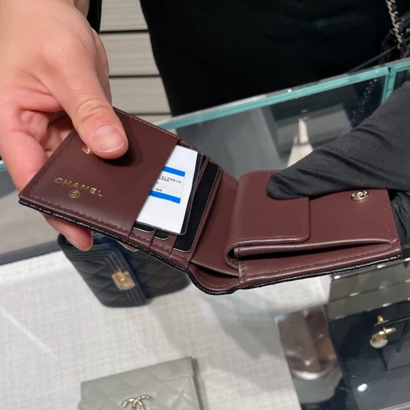 #全新全配 #全網最低💰 #櫃上4️⃣萬 香奈兒黑金荔枝對開短夾🈶零錢袋-5