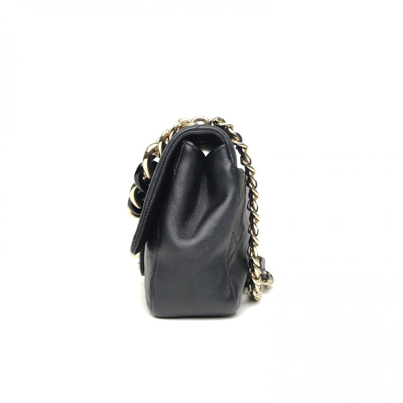 CHANEL 22C亞克力粗鏈條手柄口蓋包24黑色羊皮29開金扣肩背包-1