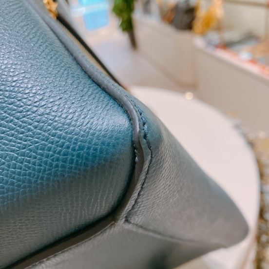 TK1891 CELINE 思琳小號鯰魚包包 GRAINED LEATHER NAVY MICRO BELT BAG-10