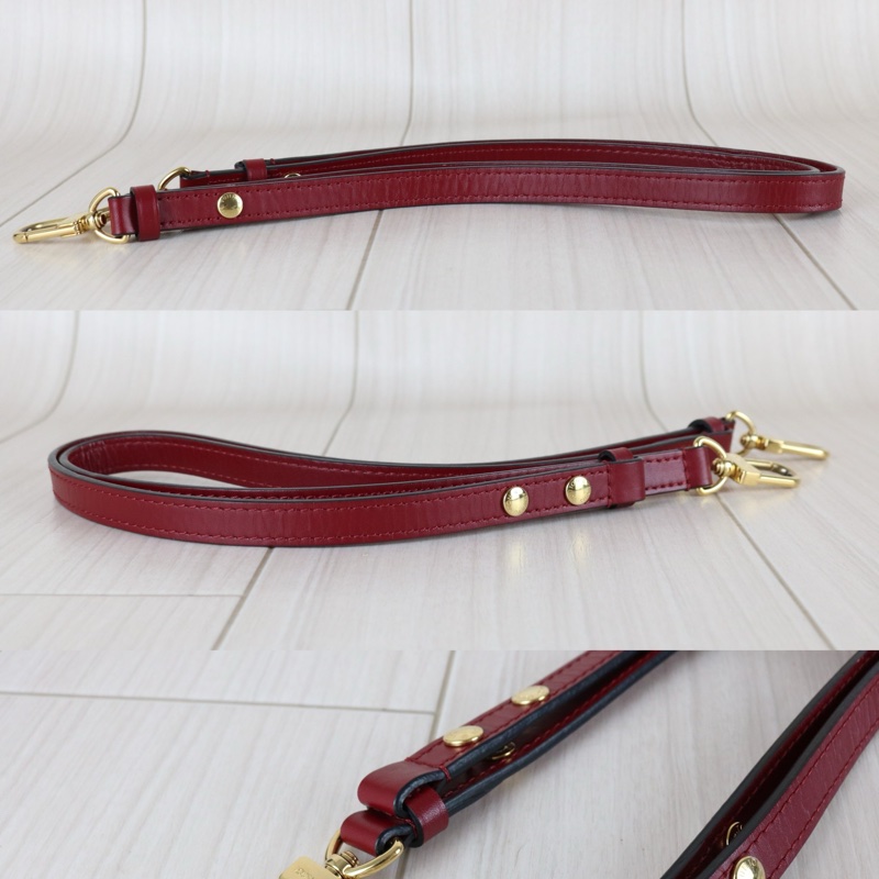 LV 棋盤格水桶包-15