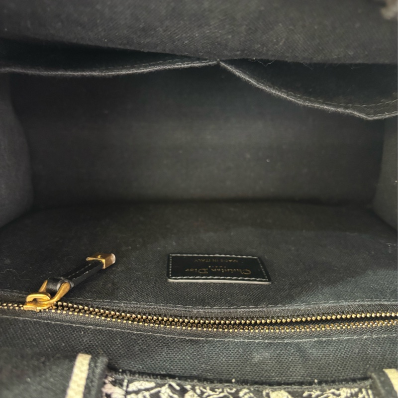 DIOR黑白紋布巴黎街道二用BOOK TOTE-6