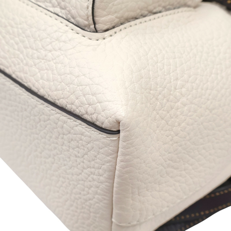 白色 牛皮 後背包【COACH 蔻馳】 M2380 CH588-10