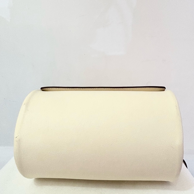 HERMES 白牛皮金釦Swift Maximors-4