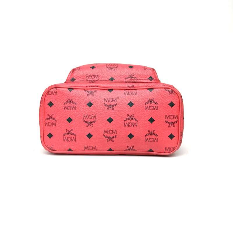 MCM 正面菱形鉚釘小號紅色牛皮雙肩包肩背包-4