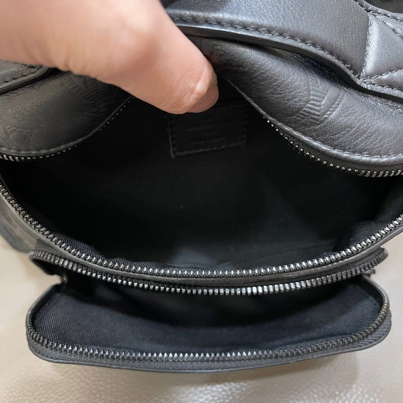 Rush 牛皮壓紋腰包-8