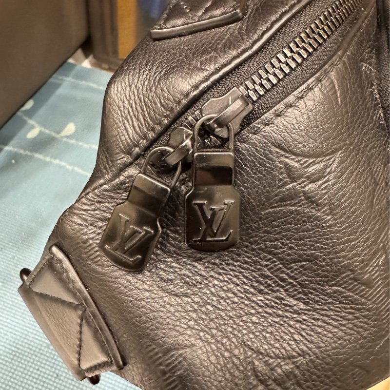 Rush 牛皮壓紋腰包-10