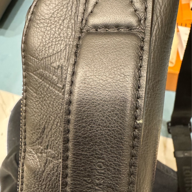 Rush 牛皮壓紋腰包-15