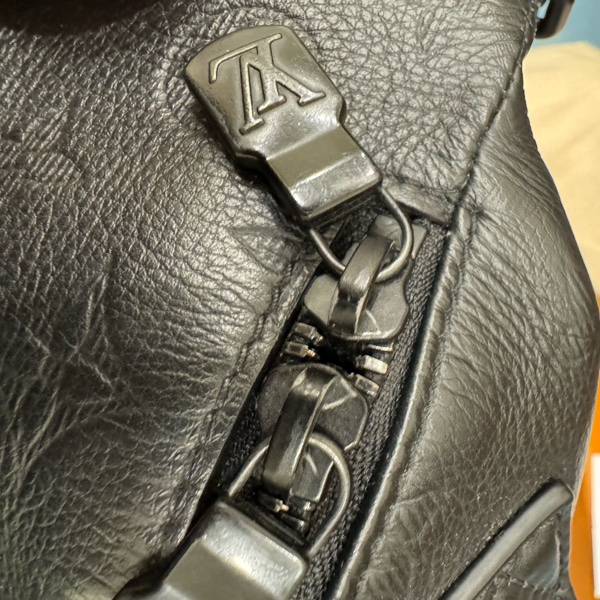 Rush 牛皮壓紋腰包-18