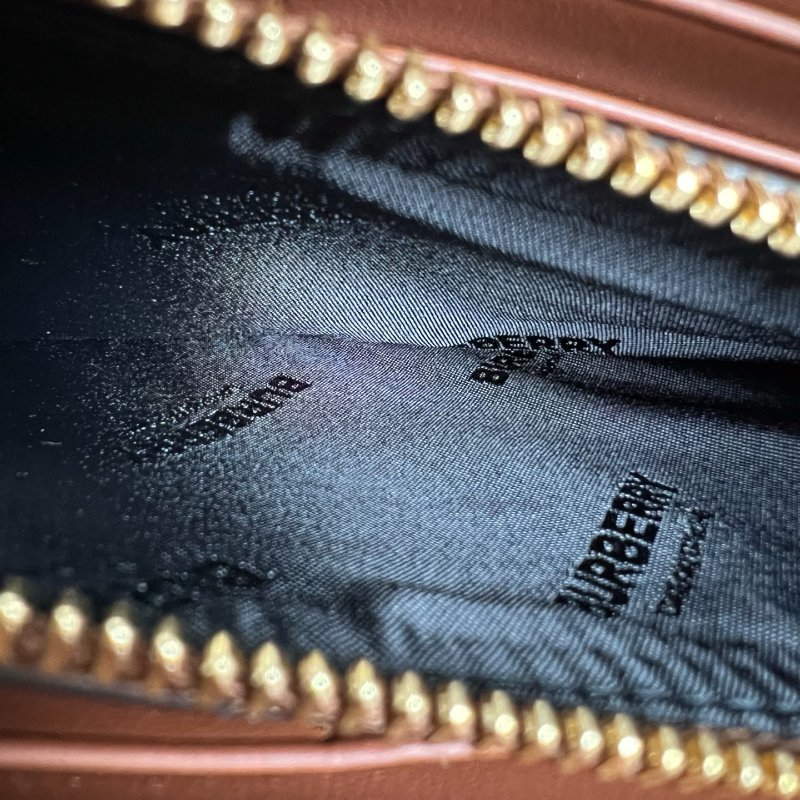 BURBERRY 格紋咖啡色掀蓋長夾-7