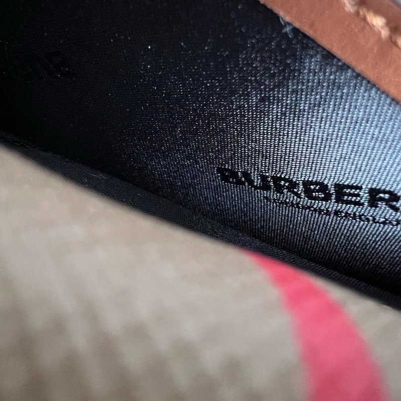 BURBERRY 格紋咖啡色掀蓋長夾-12