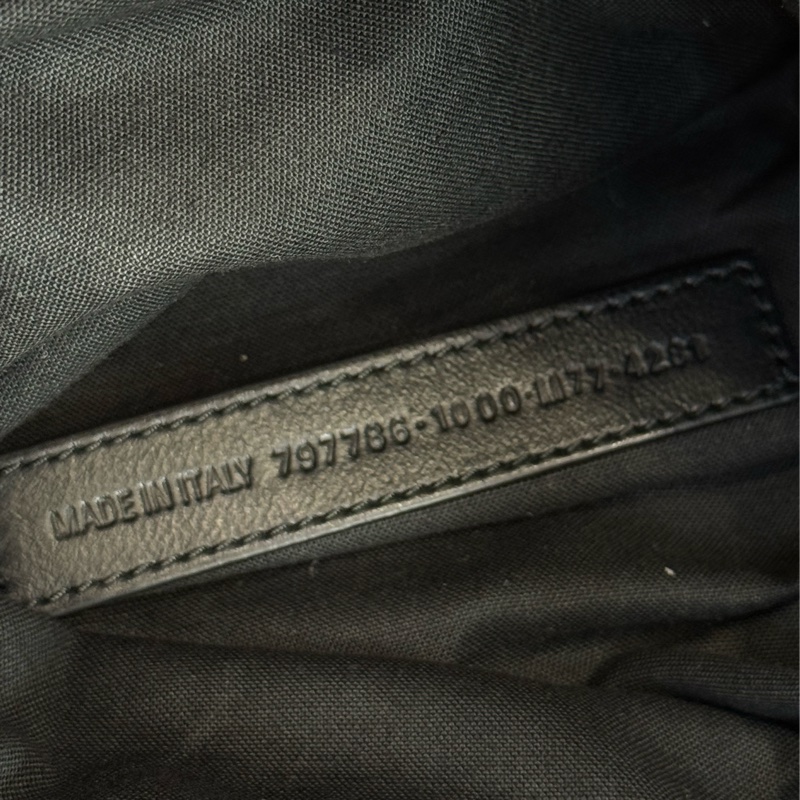 在台現貨Balenciaga 新款CITY黑銀中款機車包/斜背包🩶🖤超好看-21