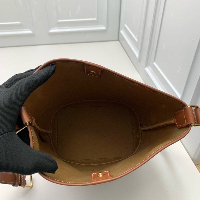 celine賽琳 老花凱旋門水桶包  -4