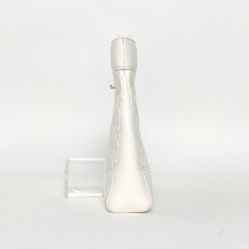 CHANEL 31BagMini22白色羊皮晶片開淺金扣肩背包-3