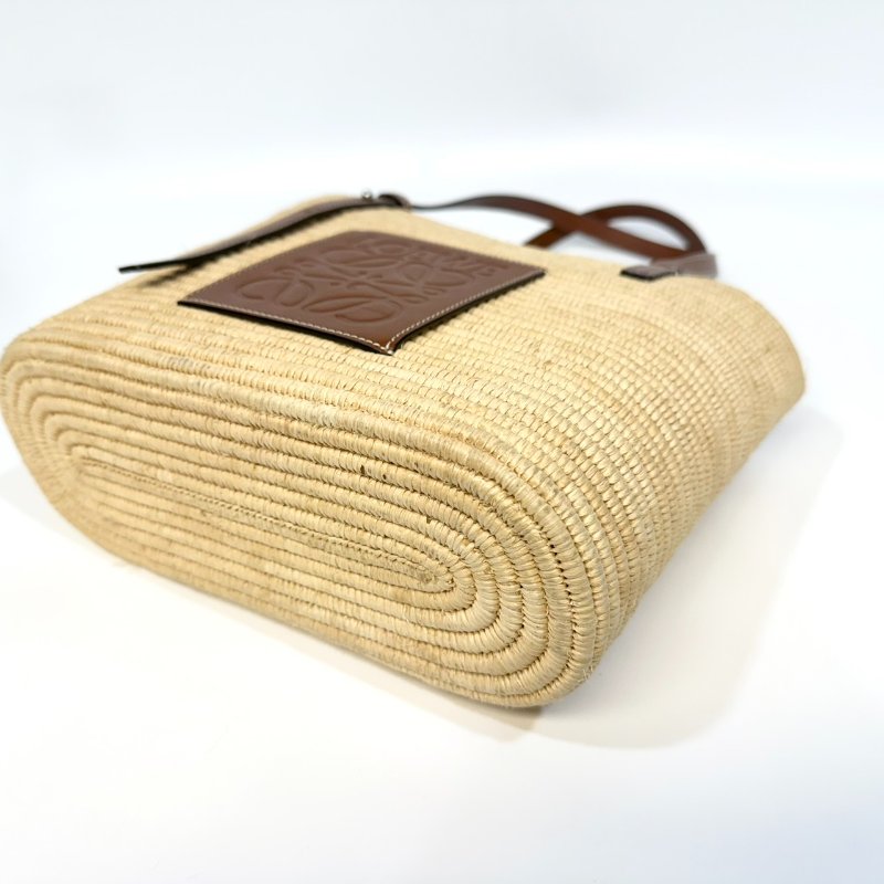 LOEWE拉菲草編織拼棕牛皮Square basket方形肩背包A223099-17