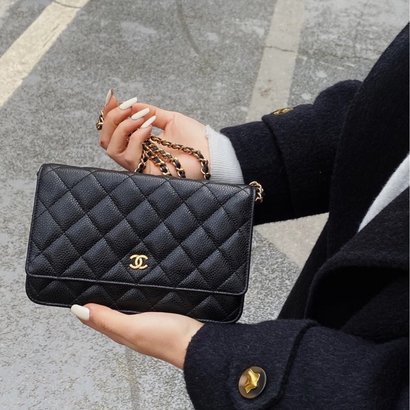 Chanel香奈兒CHANEL黑色黑金荔枝皮WOC鏈條包斜背包磁吸釦ClassicWalletOnChain AP0250-1