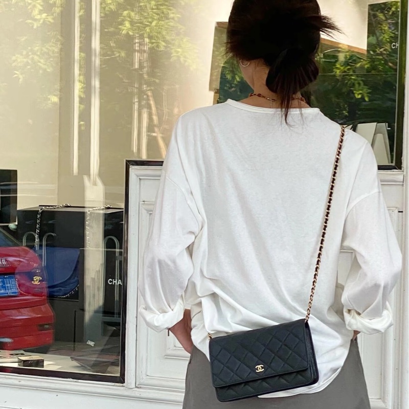 Chanel香奈兒CHANEL黑色黑金荔枝皮WOC鏈條包斜背包磁吸釦ClassicWalletOnChain AP0250-5